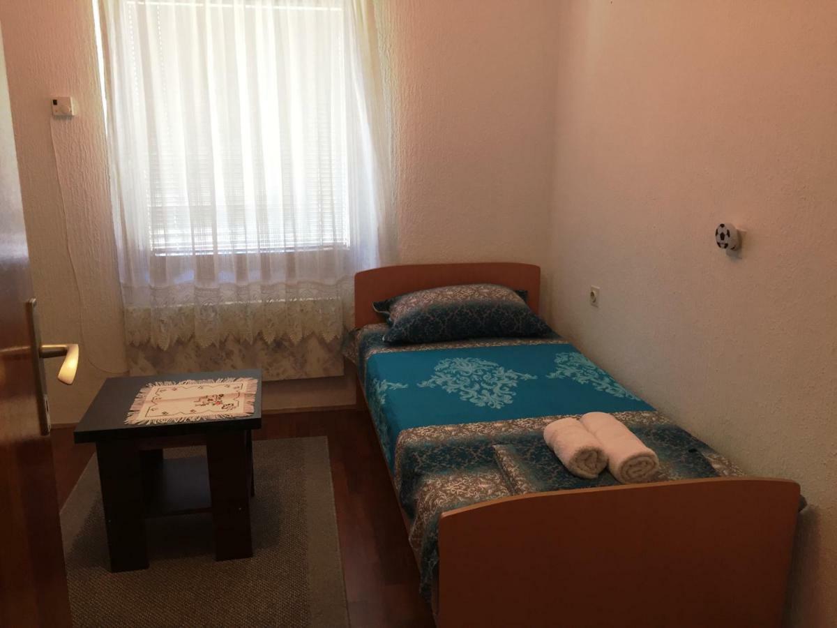 Nis Apartman מראה חיצוני תמונה
